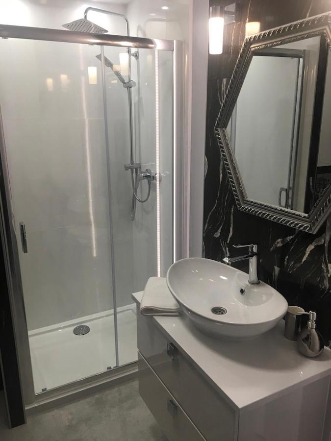 شقة Apartament Silence Baltic Wenecja بوبيروفو المظهر الخارجي الصورة